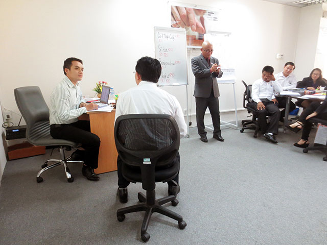 Kỹ năng hướng dẫn và động viên Nhân Viên làm việc hiệu quả - Sacombank (09 & 10.12.2014)